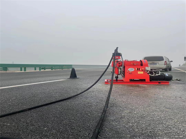 东明马路路基路面开裂下沉注浆加固灌浆